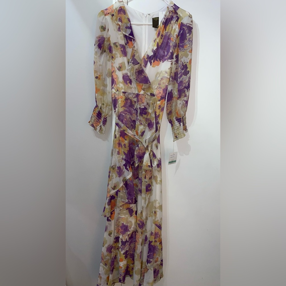 NWT Taylor Floral Maxi Dress